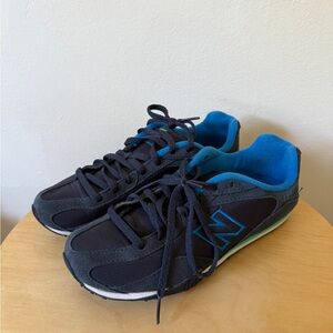 New Balance Blue and Black Sneakers 442